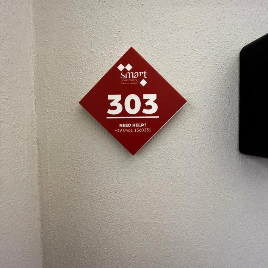 Smart Apartments Palazzo Mazzini 로베레토 외부 사진